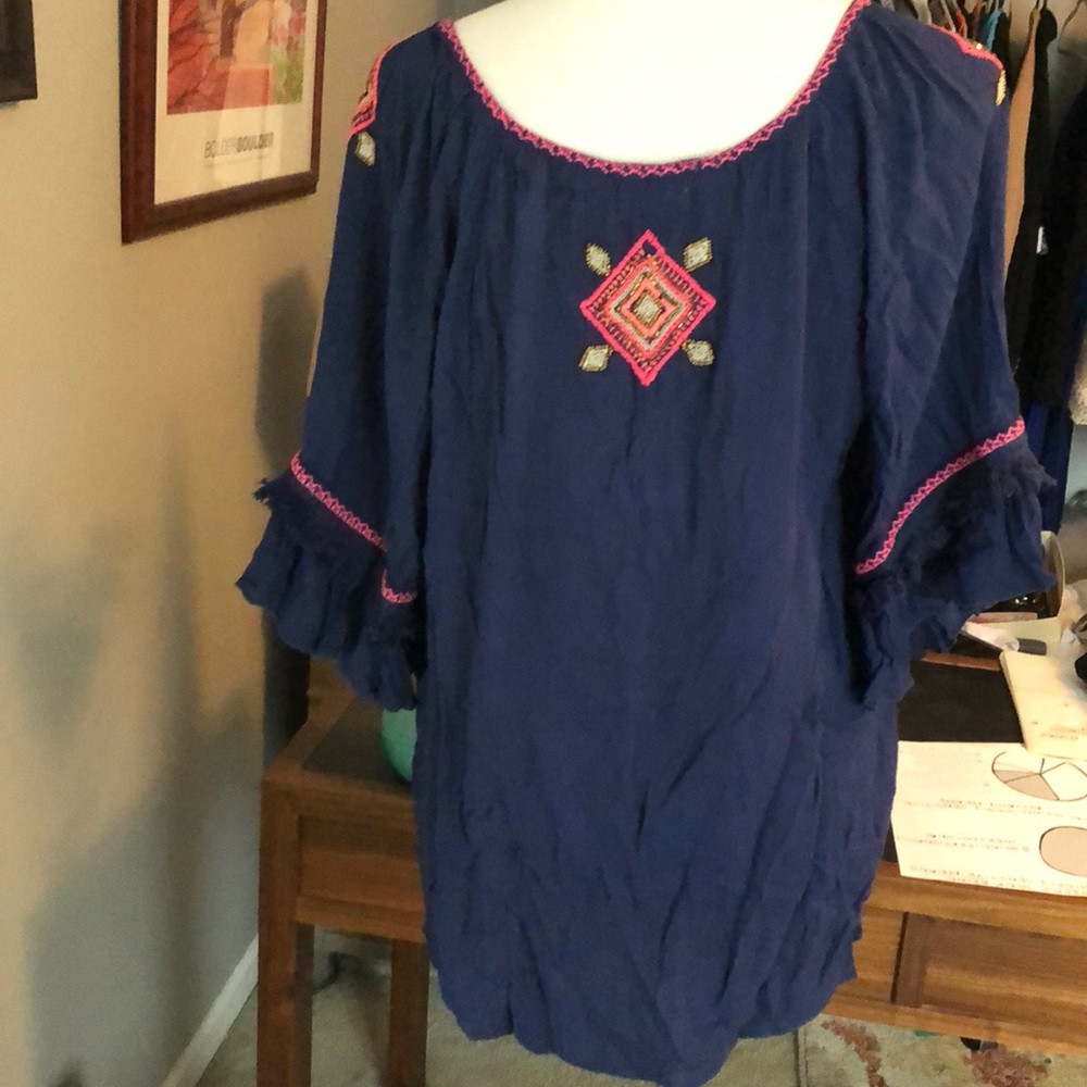 Pretty Boho Embroidered Floy Top by Lula Soul - Picture 4 of 7